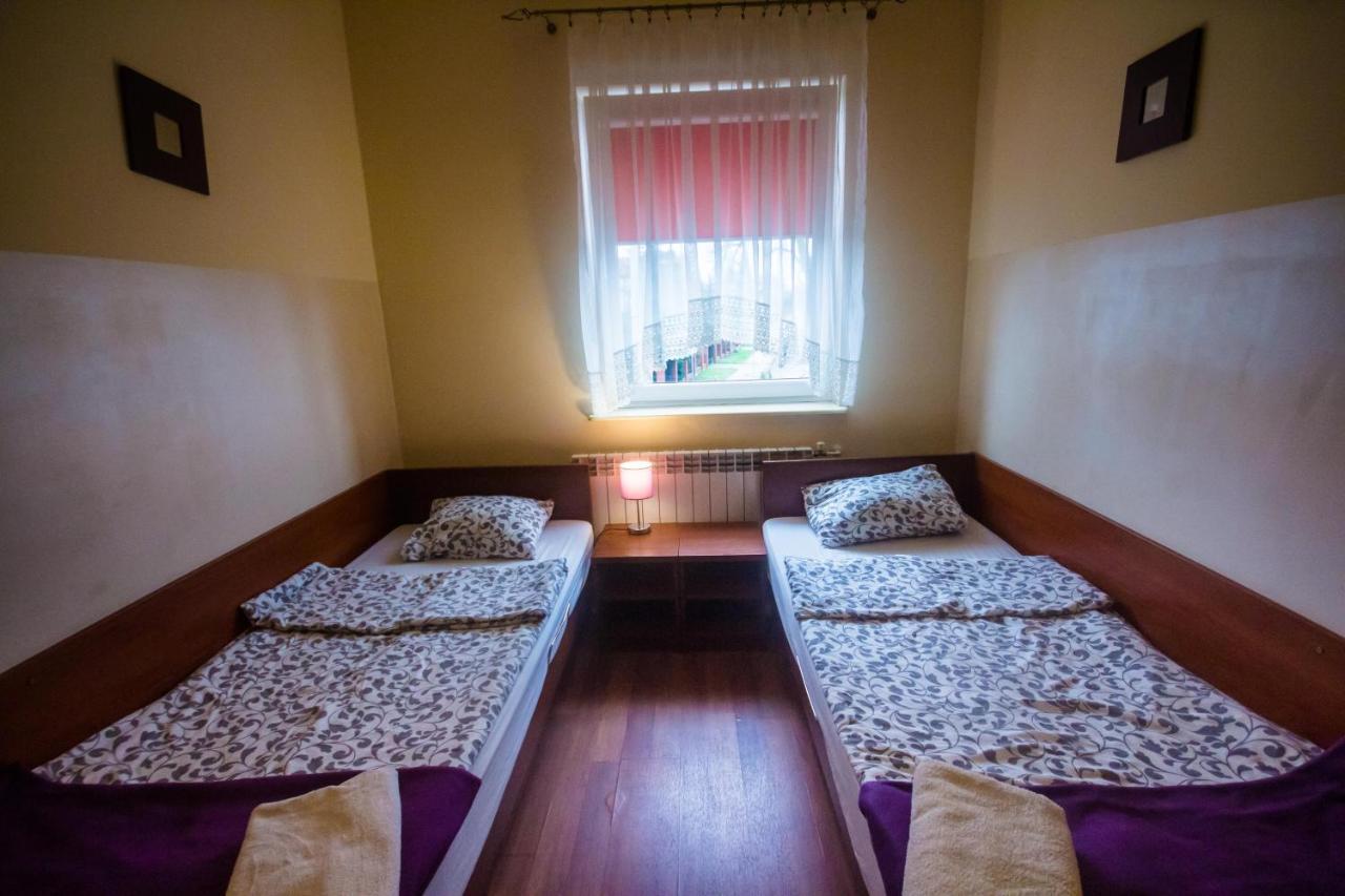 Hostel Soleil Kutno Buitenkant foto